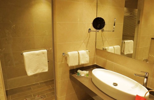 Brazzaville Hotel | GHS Hotel