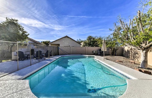 Gilbert House | Gilbert Home with Pool Less Than 1 Mi to Town Square!