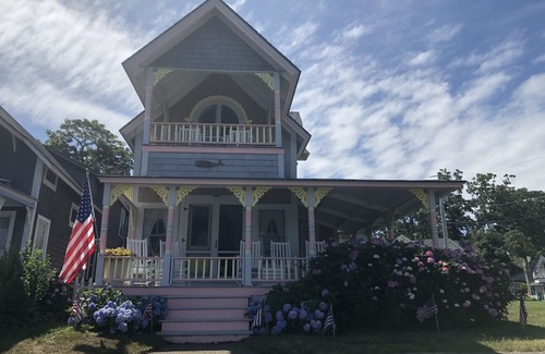 Oak Bluffs Cottage | Gingerbread cottage with stunning Oak Bluffs Harbor View