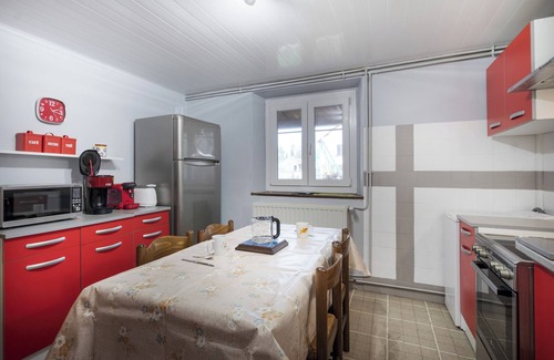 Brotte-les-Ray Cottage | gîte arthemise is located in a charming village in the valley of the SAONE