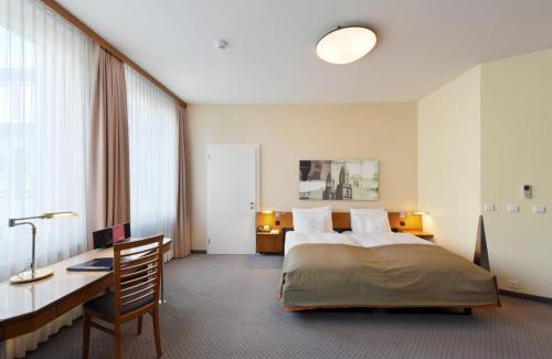Old Town Hotel | Glärnischhof by TRINITY
