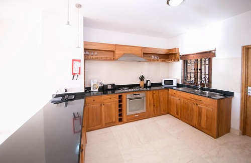 Glacis House | Glacis: Beach-front self-catering Villa