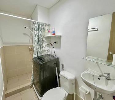 Trece Martires Apartment | Glade Suite