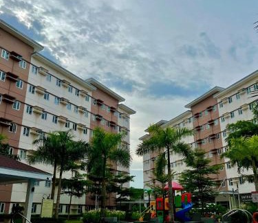 Trece Martires Apartment | Glade Suite