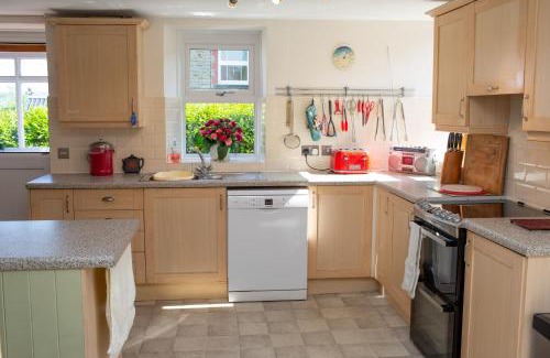Rhydlewis House | Glenydd Aberporth