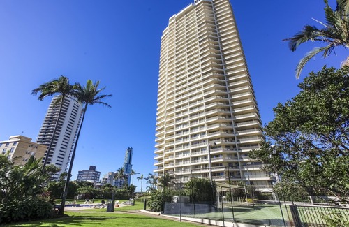 Main Beach Apartment | Gold Coast Amor'e luxury Sub Penthouse at Contessa