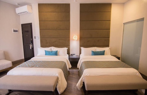 Iloilo City Proper Hotel | Goldberry Lite Iloilo