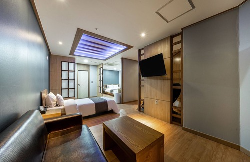 Seosan Hotel | Golden Business Hotel