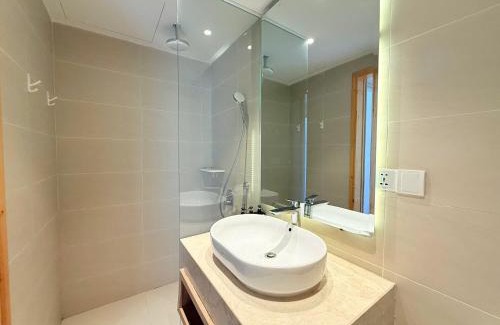 Tran Phu Beach Apartment | Golden Land