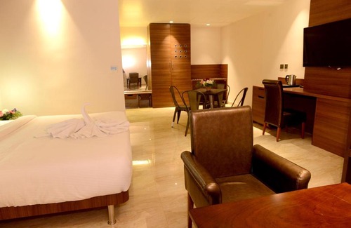 Ramanathapuram Hotel | Golden Residency