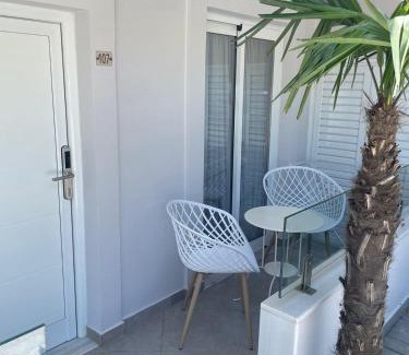 Dhermi Hotel | Golden View Residence