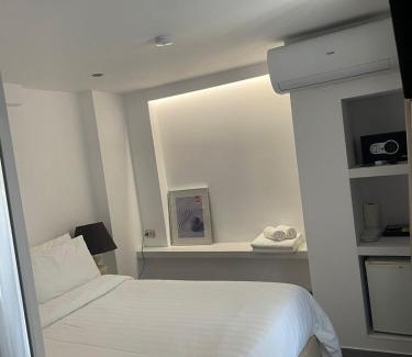 Dhermi Hotel | Golden View Residence