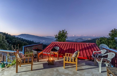 Kaul Cottage | Goldi Cottage Himalayan Serenity Duplex Retreat 2 Duplex Rooms Muktheshwar