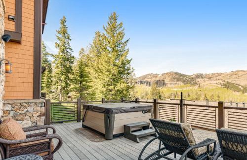 Deer Valley House | Gorgeous Deer Valley mountain home minutes from the slopes