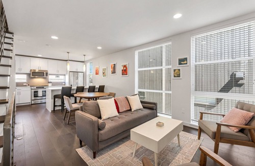 Green Lake House | Gorgeous Eco-Friendly Home in Green Lake