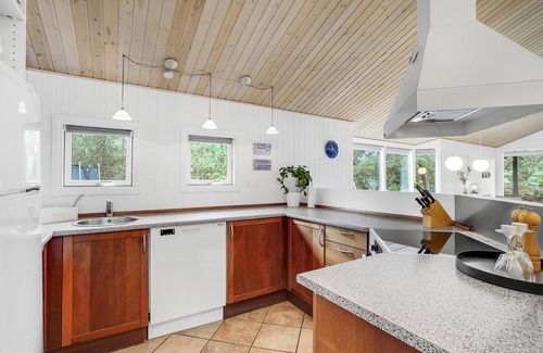 Torup Strand House | Gorgeous home in Fjerritslev with WiFi