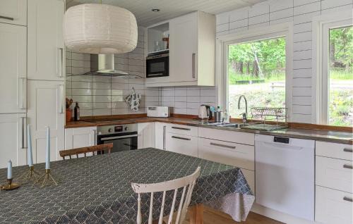 Hovas House | Gorgeous Home In Hovås With Wifi