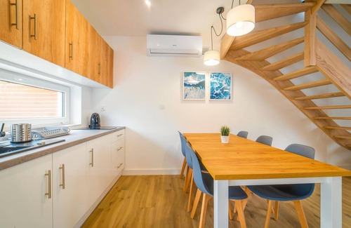 Rewal House | Gorgeous home in Rewal with WiFi