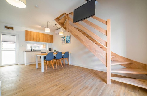 Rewal House | Gorgeous home in Rewal with WiFi