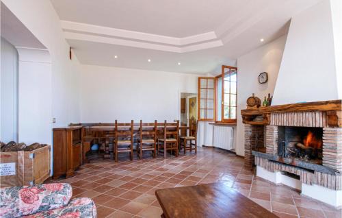 Montecopiolo House | Gorgeous Home In V Di Montecopiolo