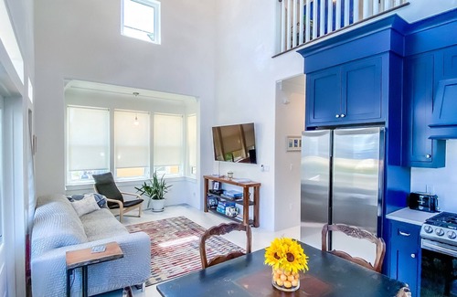 Crystal Beach Cottage | Gorgeous new beach cottage in fantastic location!