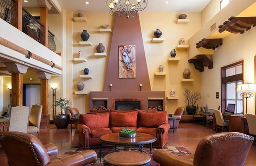 North Scottsdale Resort | Gorgeous Resort - Only a 10 Minute Walk to TPC Scottsdale Golf Course!