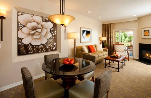 North Scottsdale Resort | Gorgeous Resort - Only a 10 Minute Walk to TPC Scottsdale Golf Course!