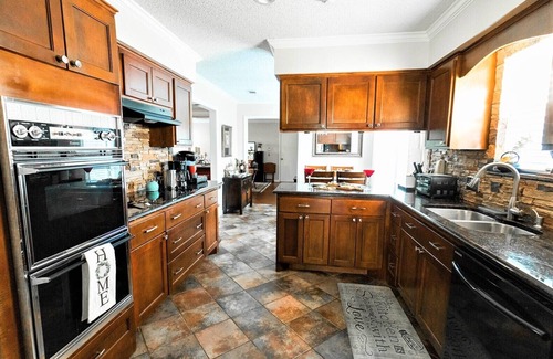 Plano House | ✪Gorgeous✪ Secluded ⛱ HEATED POOL & Spa Oasis⛱ Koi nhttps:/youtu.be/QBnKMhY7bXU
