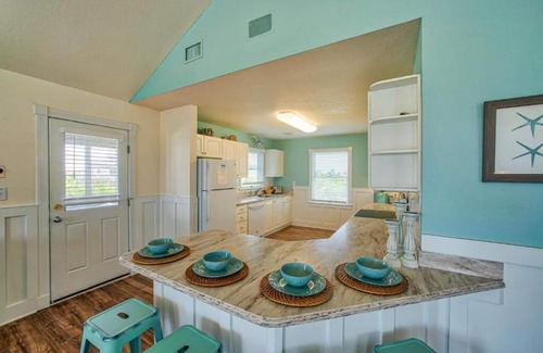 Avon House | Gorgeous Semi-Oceanfront - Amazing Ocean Views - Hot Tub~ Pirate Mini Golf- Avon