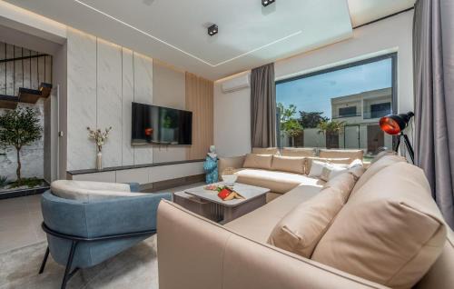 Zrce House | Gorgeous Villa In Novalja