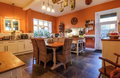 Westmarsh Cottage | GOSS HALL, pet friendly, character holiday cottage in Sandwich