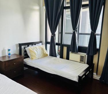 Downtown Hotel | Gramercy Residences 2bedroom with Balcony