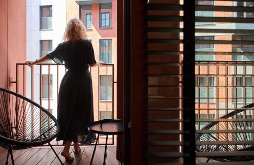 Gdansk City Center Apartment | Granaria Jacuzzi Premium Suites by Downtown Apartments