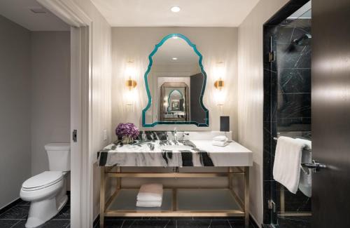 Charlotte Center City Hotel | Grand Bohemian Charlotte, Autograph Collection