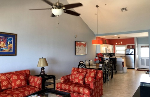 East End Resort | Grand Cayman, Morritts Grand Penthouse Suite - Panoramic Ocean Front View.