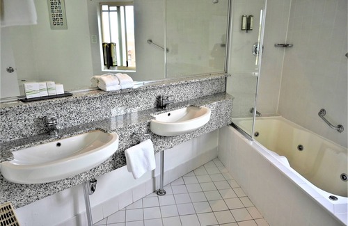 Mittagong Hotel | Grand Country Lodge Motel