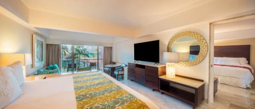 Punta Cancun Resort | Grand Fiesta Americana Coral Beach Cancun - All Inclusive