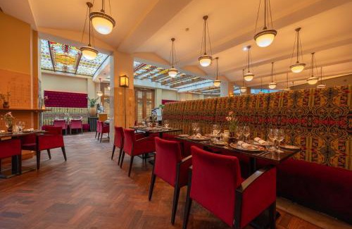 Nieuwmarkt en Lastage Hotel | Grand Hotel Amrâth Amsterdam