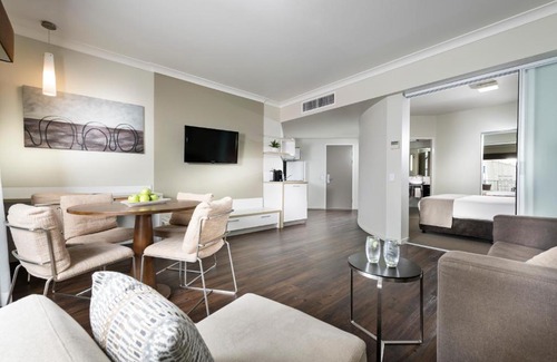 South Townsville Apartment | Grand Hotel and Apartments Townsville