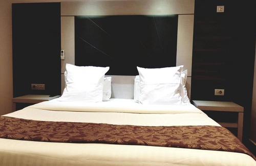 Conakry Hotel | Grand Hotel Central