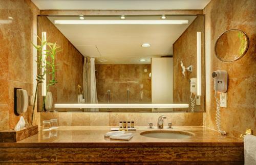Neos Kosmos Hotel | Grand Hyatt Athens