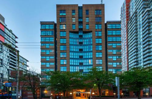 Downtown Vancouver Hotel | Grand Park Hotel & Suites Downtown Vancouver, an Ascend Collection Hotel