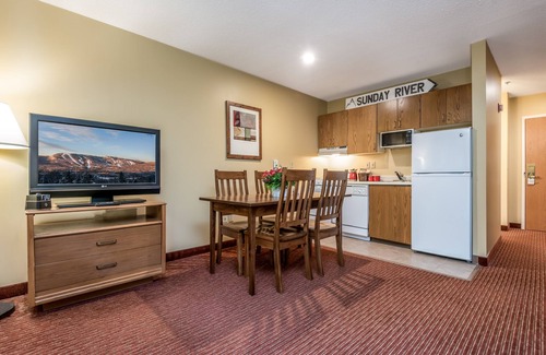 Sunday River Area Hotel | Grand Summit Hotel