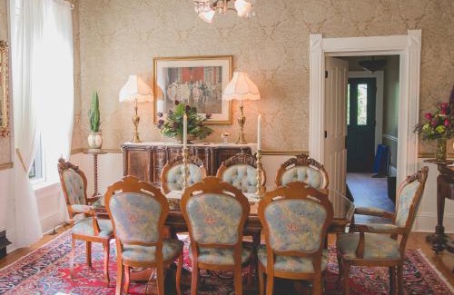 Boonville Bed & Breakfast | Grand Victorian Manor & Cottage