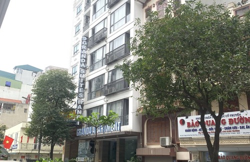 Dich Vong Hau Apartment | Granda Suites Hanoi