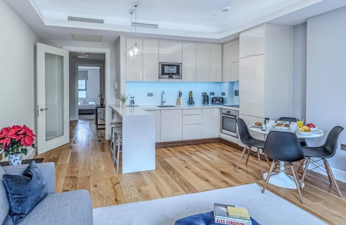 Holborn and Covent Garden Apartment | Grays Inn by Aeria Apartments