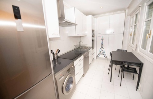 Valladolid City Centre Apartment | Great 3 bedroom apartment on the same Plaza Mayor