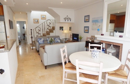 Orihuela Costa Villa | Great for golf and families, prime location for Villamartin Plaza