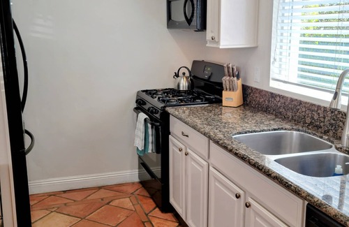 San Clemente Cottage | 🏄GREAT LOCATION: FAMILY & PET FRIENDLY BEACH COTTAGE🌊