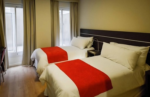 El Centro Hotel | Great Location! Walk to Plaza de Mayo, Casa Rosada & Cabildo | Hotel-Style